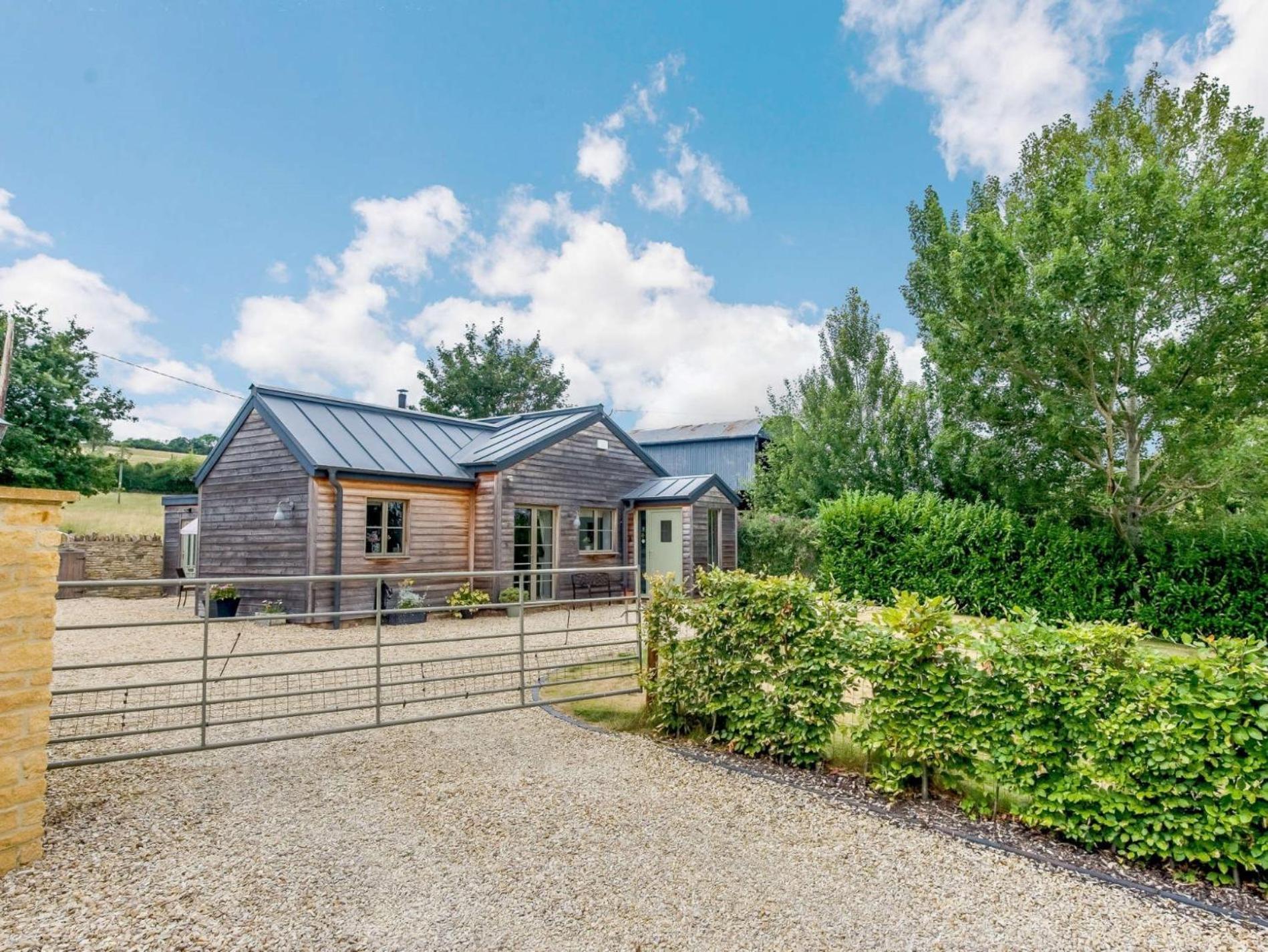 2 Bed In Winchcombe 57828别墅 外观 照片