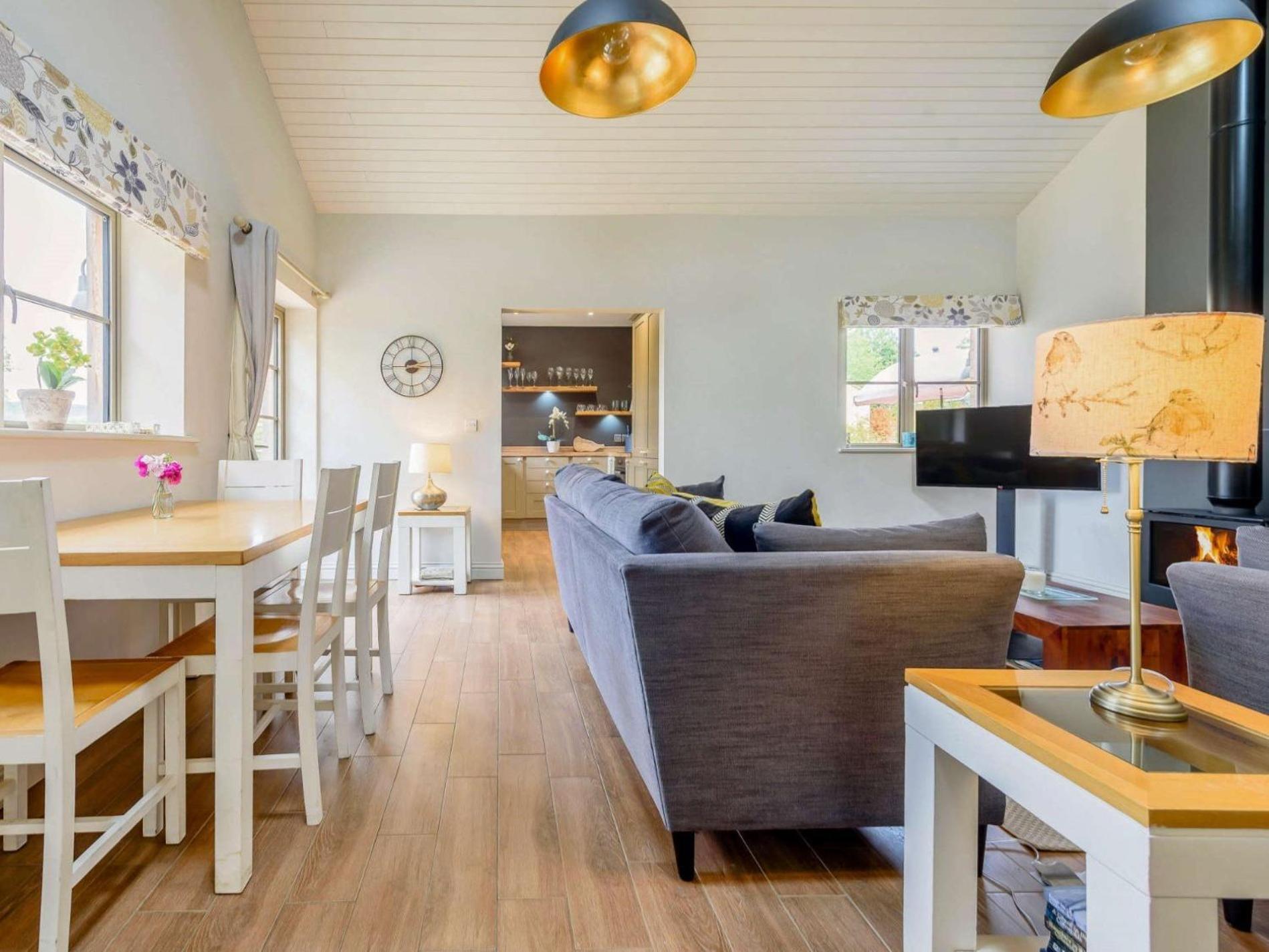 2 Bed In Winchcombe 57828别墅 外观 照片
