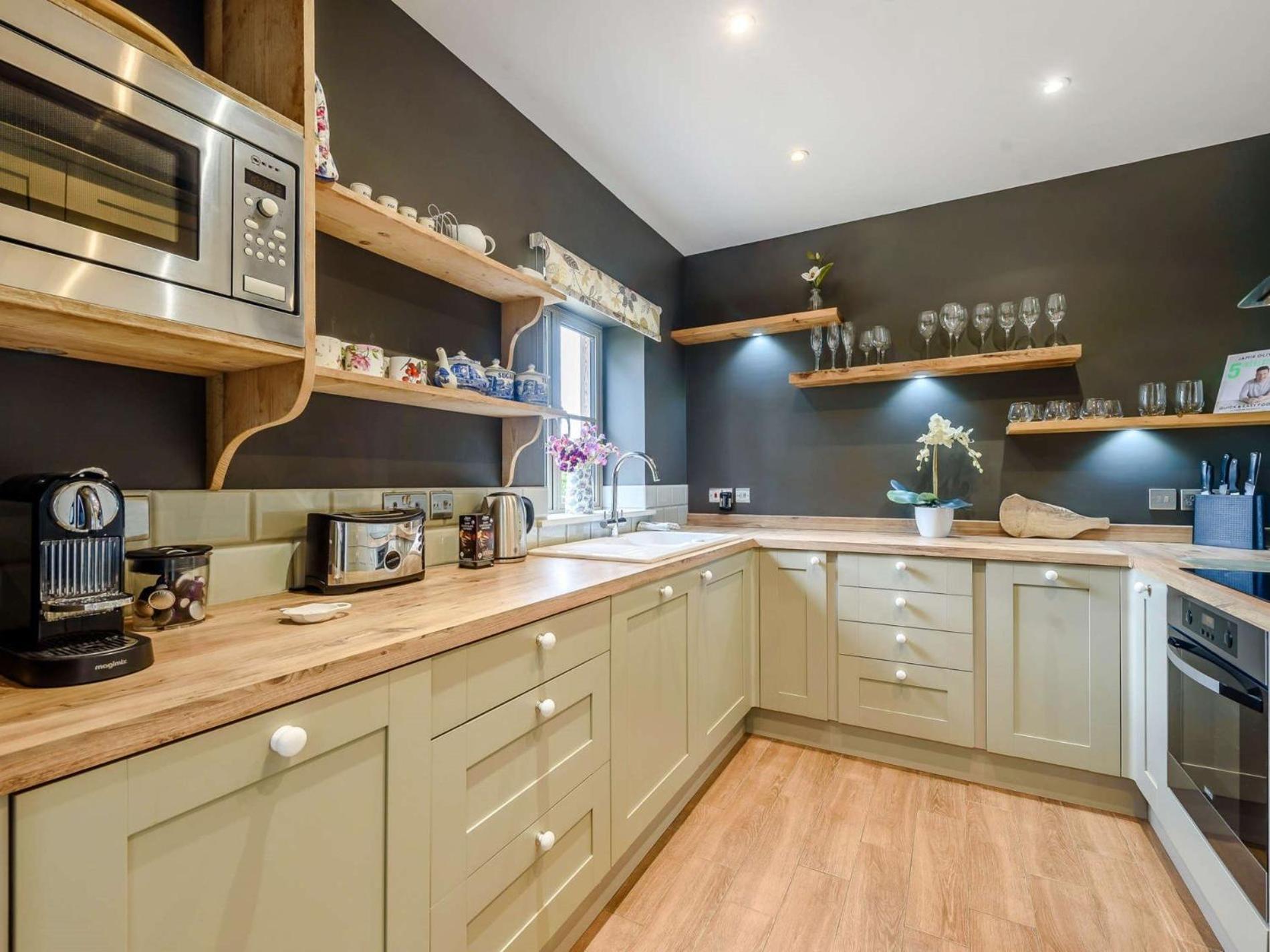 2 Bed In Winchcombe 57828别墅 外观 照片