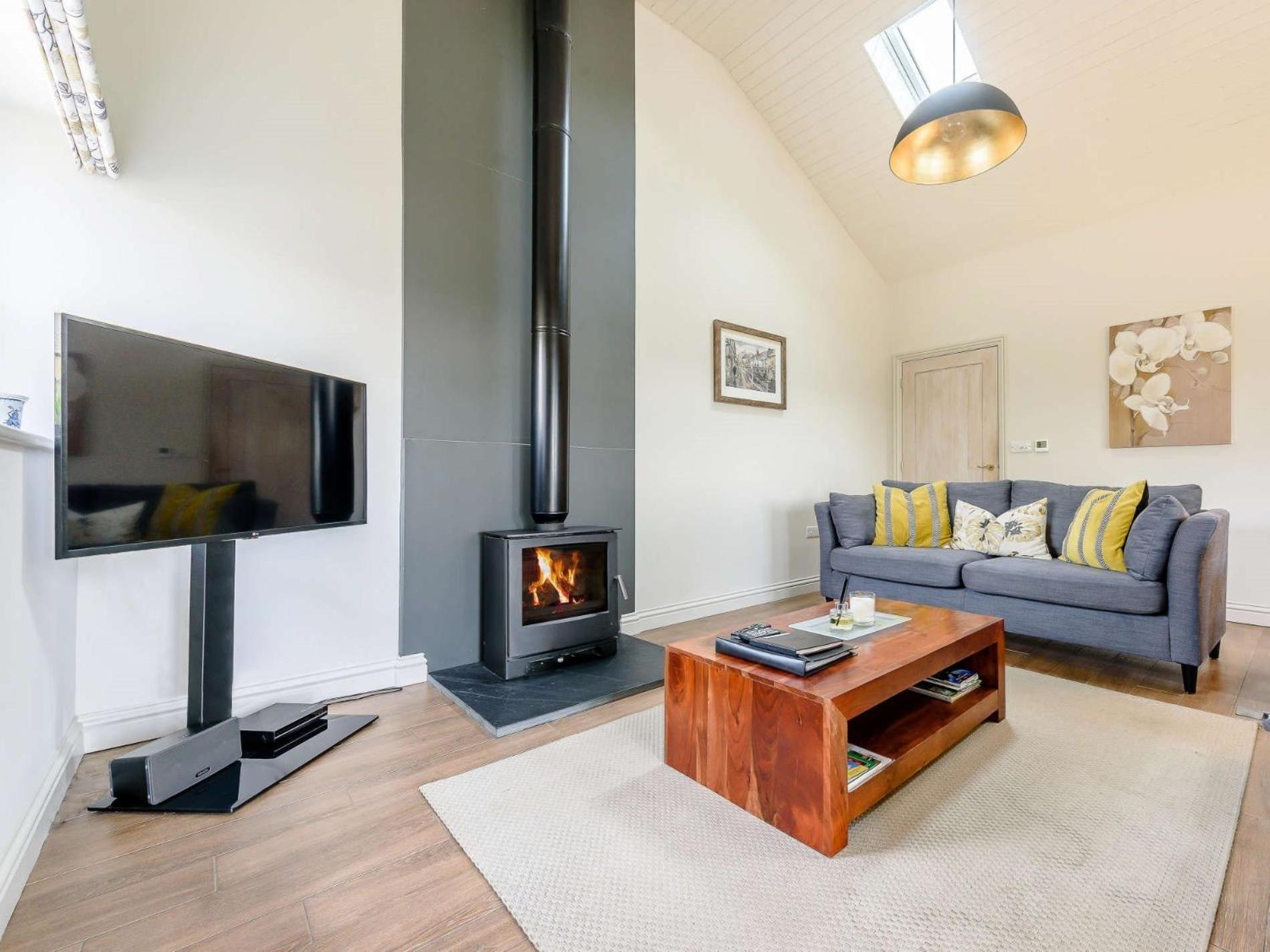 2 Bed In Winchcombe 57828别墅 外观 照片